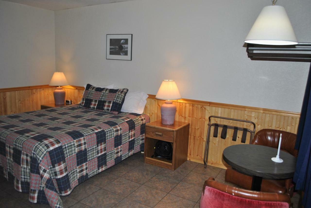 Aspen Inn Fort Klamath Esterno foto
