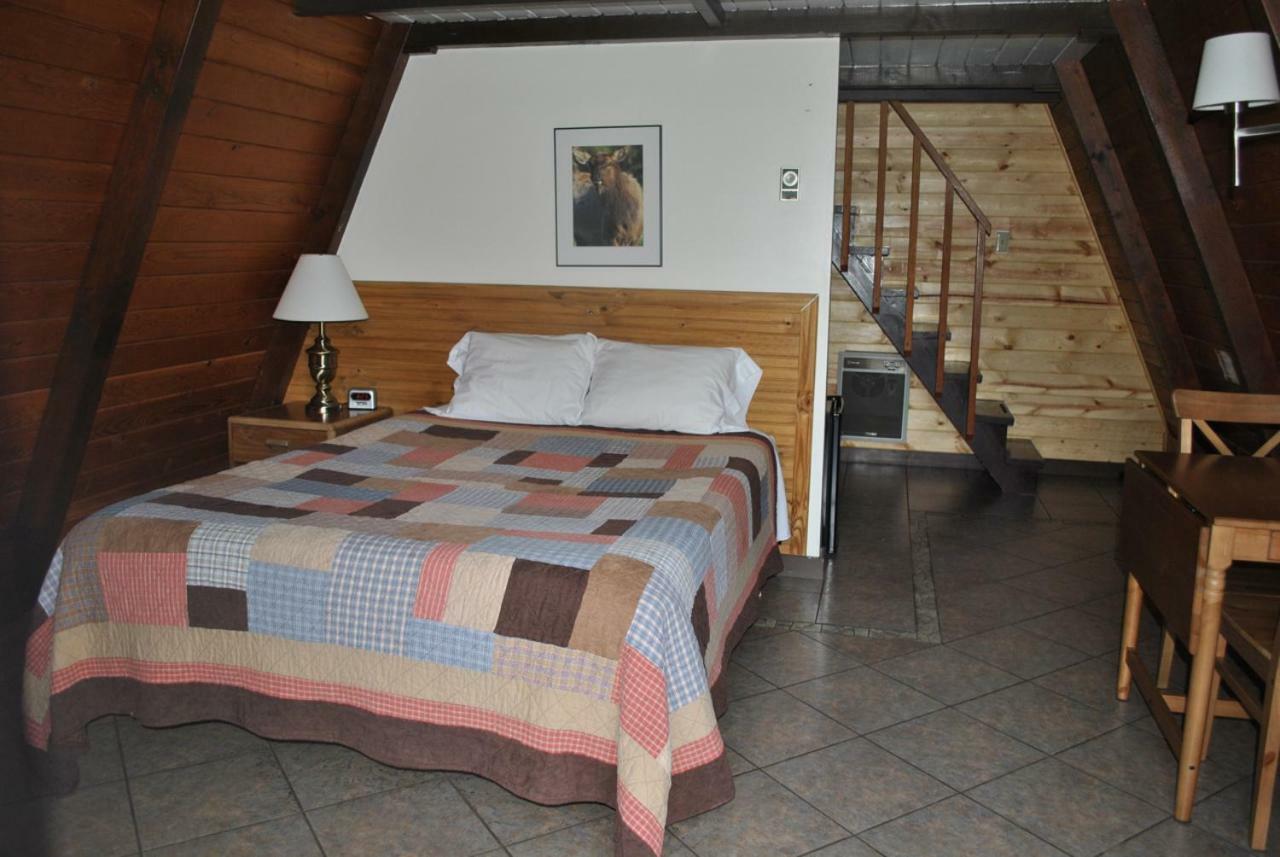 Aspen Inn Fort Klamath Esterno foto