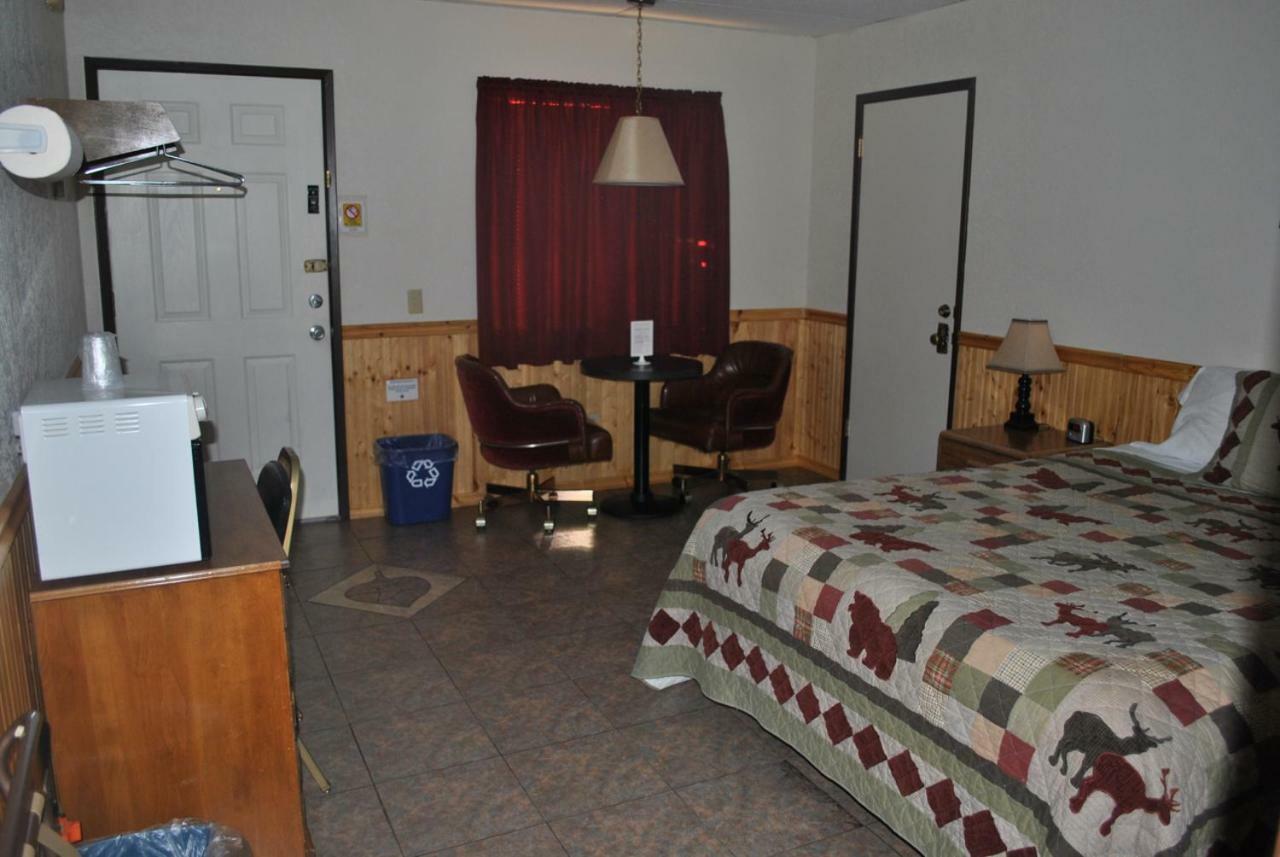 Aspen Inn Fort Klamath Esterno foto
