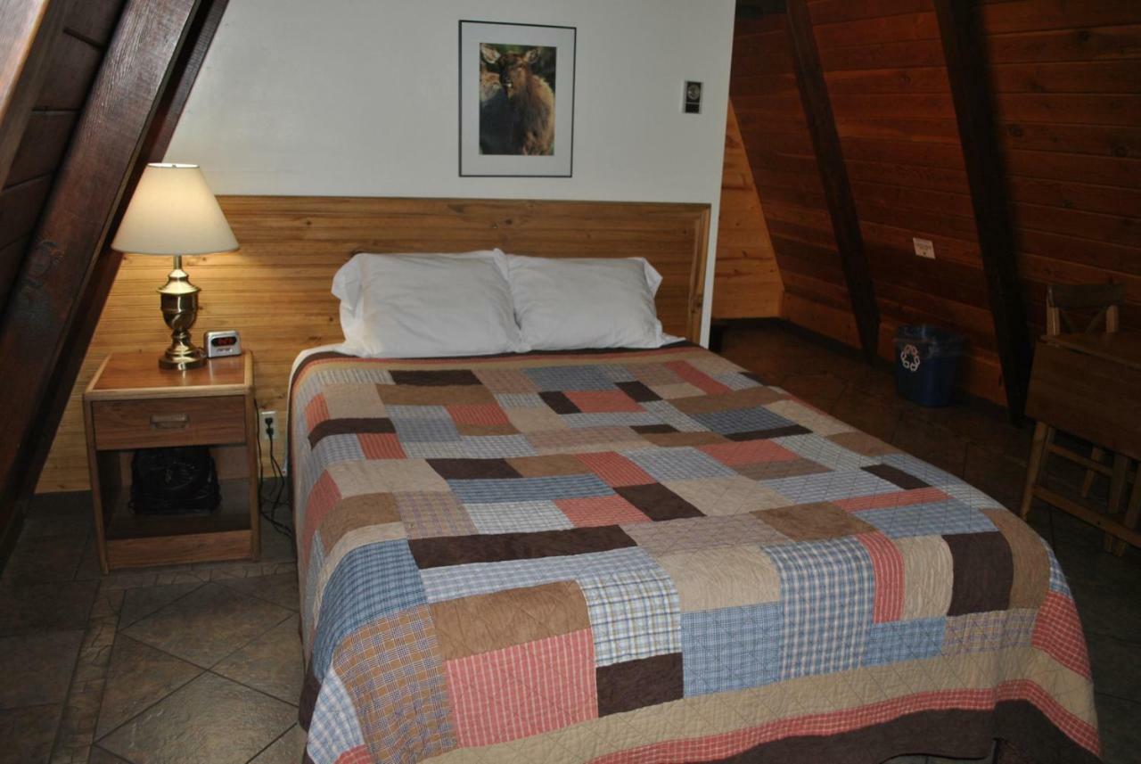 Aspen Inn Fort Klamath Esterno foto