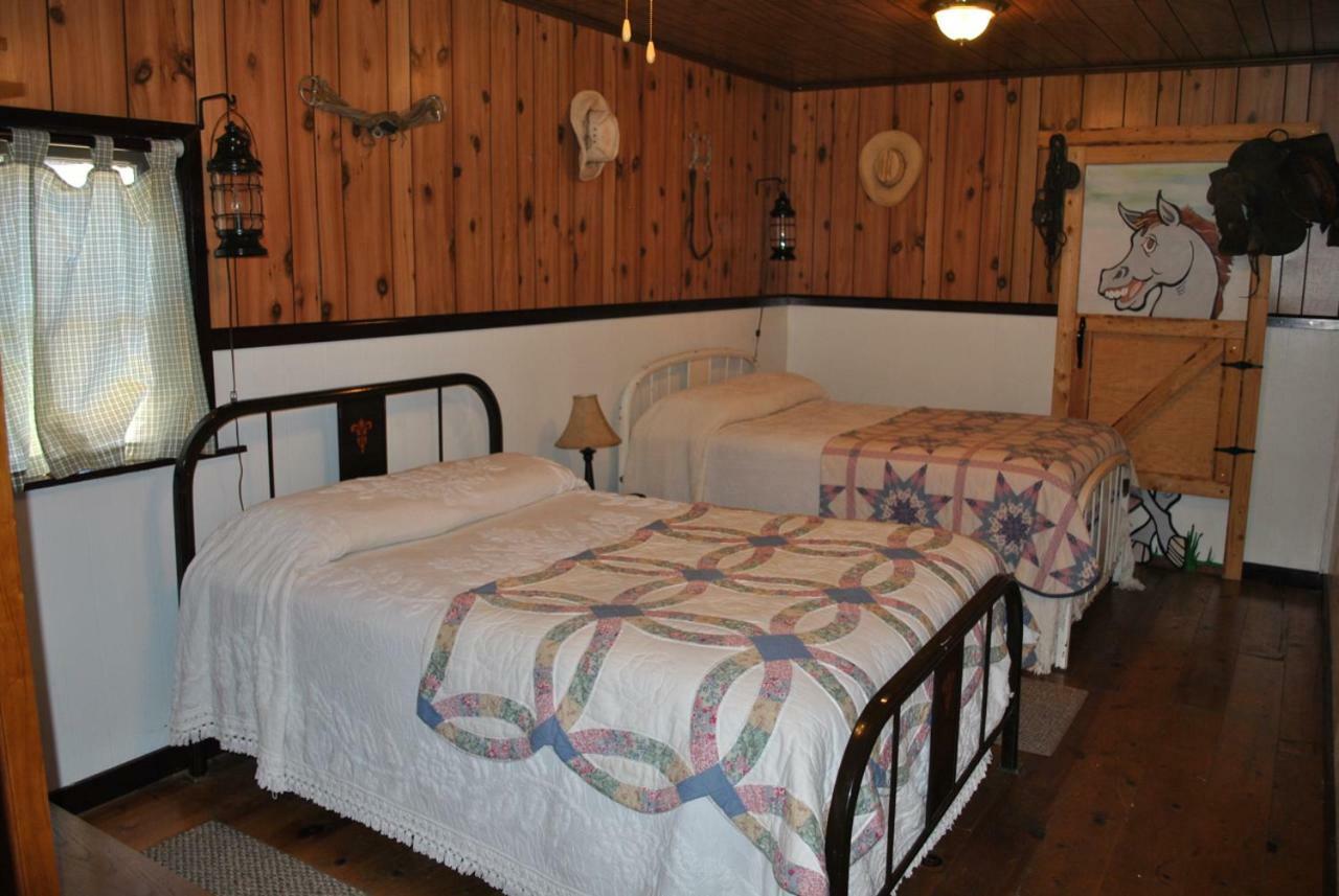 Aspen Inn Fort Klamath Esterno foto